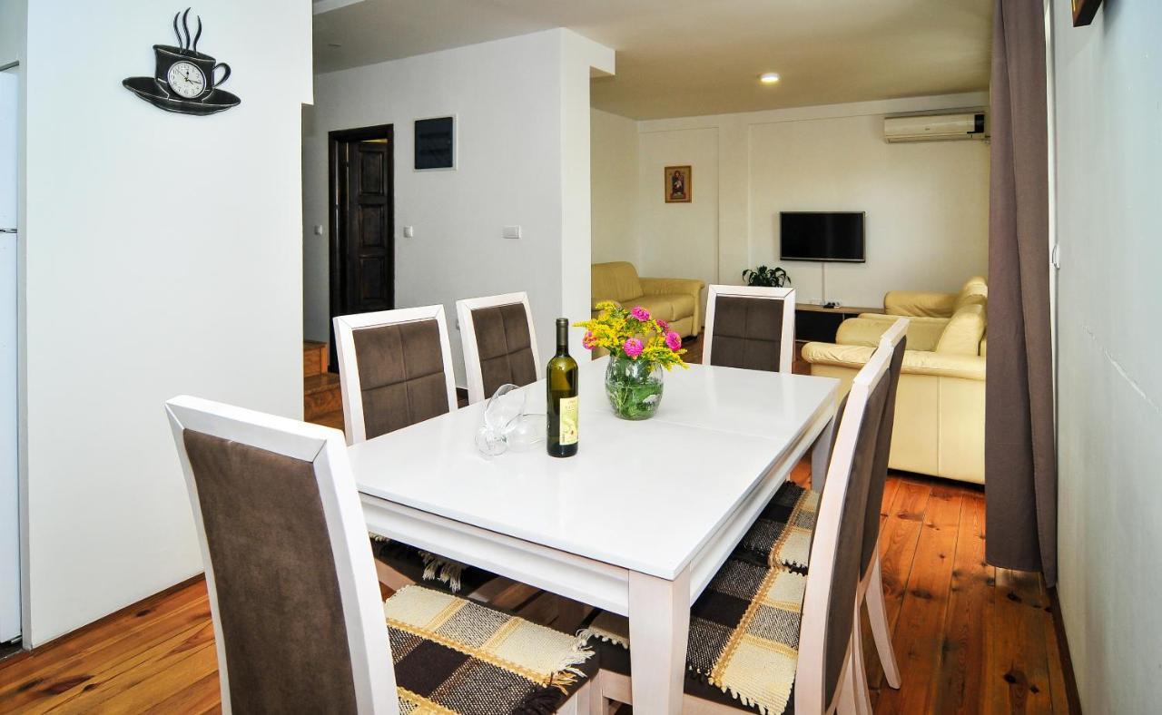 Milosavljevic Apartments Tivat Exteriér fotografie