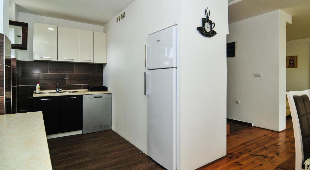 Milosavljevic Apartments Tivat Exteriér fotografie