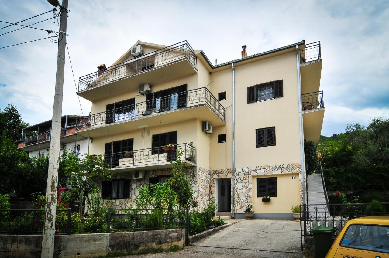 Milosavljevic Apartments Tivat Exteriér fotografie
