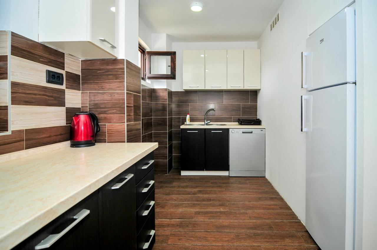 Milosavljevic Apartments Tivat Exteriér fotografie