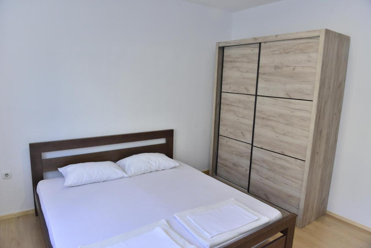 Milosavljevic Apartments Tivat Exteriér fotografie