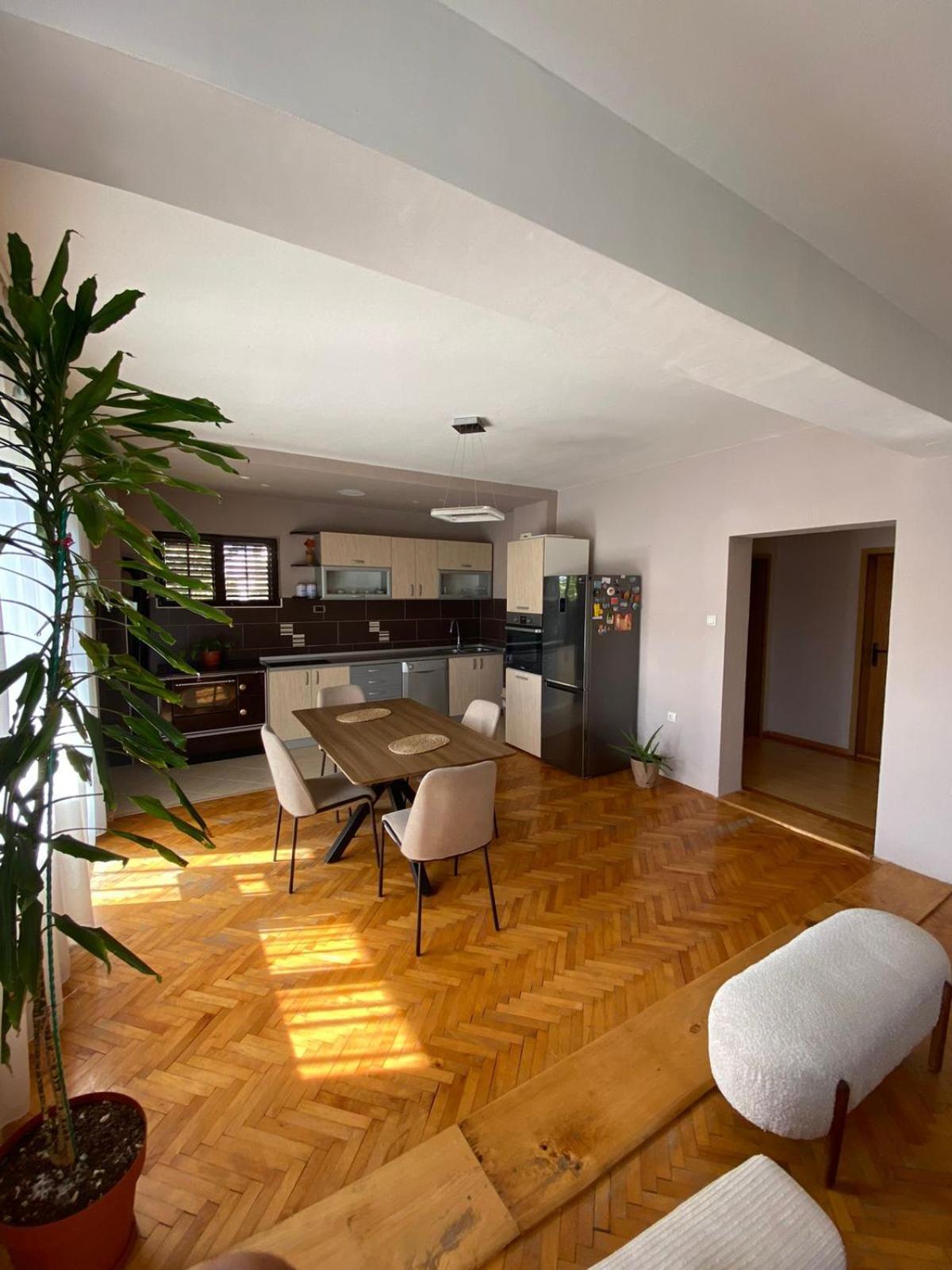 Milosavljevic Apartments Tivat Exteriér fotografie