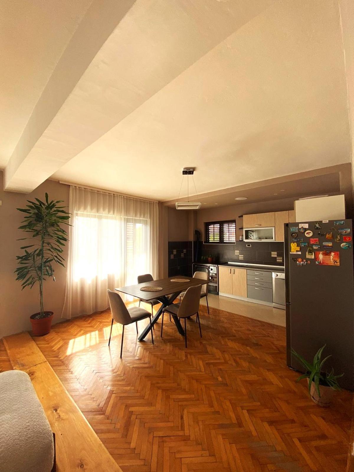 Milosavljevic Apartments Tivat Exteriér fotografie